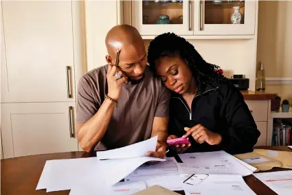  ?? /Pexels Photos ?? Managing and maintainin­g a family’s financial affairs should be a collective effort.