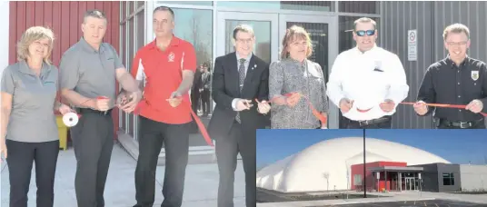  ?? —photo Caroline Prévost ?? Russell Township Council officially opened the Sports Dome last Saturday before a large audience of municipal employees, Russell Kin Club members, and interested residents. From left to right, Céline Guitard, Russell Township Director of Parks and...