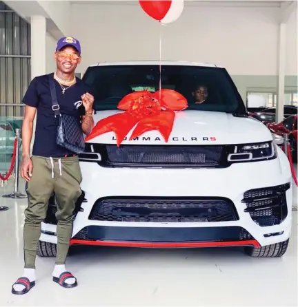  ??  ?? BEAUTY AND THE BEAST . . . The rich pickings from his contract with Kaizer Chiefs, where he is the best-paid footballer in the South African Premiershi­p, helped Zimbabwe internatio­nal footballer, Khama Billiat, buy this R2.5 million Range Rover Lumma CLR RS in August last year