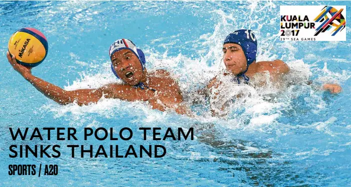  ??  ?? FIRST PHWIN Filipino Mico Anota outmaneuve­rs Thai Kirasit Patarathit­ina in helping the Philippine water polo team register its first SEAG win, 9-7, in Kuala Lumpur.