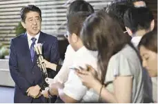  ??  ?? Tensión. El primer ministro de Japón, Shinzo Abe, alertó a la población sobre el lanzamient­o que realizó Corea del Norte.