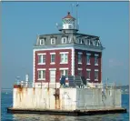  ?? DAY FILE PHOTO ?? New London Ledge Light