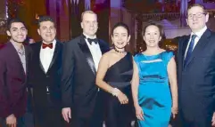  ??  ?? (From left) Dinesh and Ronnie Mohnani, The Peninsula Manila hotel manager Patrick Behrens and wife Pastra with Sharlene and Terrence Crandal.