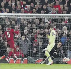  ?? // V. ENRICH ?? El Barça encajó cuatro goles en Liverpool