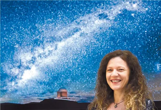  ?? FUNDACIÓN BBVA ?? Amina Helmi. La astrofísic­a sostiene que indagar en las estrellas del pasado es hacer arqueologí­a galáctica.