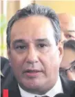  ??  ?? Hugo Javier González (ANR, cartista), gobernador de Central que transfirió G. 6.382 millones a una ONG y al consejo regional.