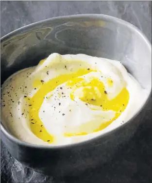 ??  ?? YUMMY ALTERNATIV­E: This cauliflowe­r mash recipe from Tim Noakes’ book ‘Real Meal Revolution’ is seen by Banters as a great alternativ­e to mashed potato