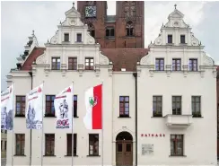  ?? Foto: dpa/Klaus-Dietmar Gabbert ?? Seit mehr als drei Jahren immer wieder im Fokus: das historisch­e Rathaus von Stendal im Norden Sachsen-Anhalts