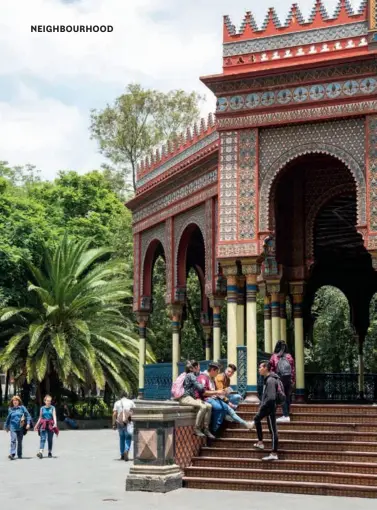  ??  ?? LEFT: People gather at the Kiosco Morisco, a beautifull­y intricate structure located in the centre of the main park in Santa María La Ribera