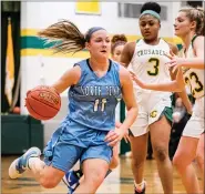  ?? JAMES BEAVER — FOR MEDIANEWS GROUP FILE ?? North Penn’s Alli Lindsay (11) drives the lane against Lansdale Catholic.