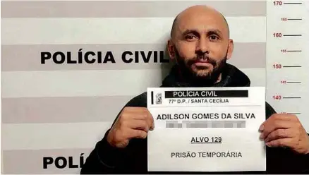  ?? Divulgação/Polícia Civil ?? Adilson Gomes da Silva, o Deco, foi preso acusado de chefiar esquema na cracolândi­a