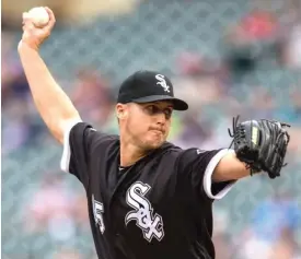  ?? | BRUCE KLUCKHOHN/ AP ?? Sox reliever Nate Jones, who took a hard grounder off the side of his right knee Wednesday, said he was sore but OK.