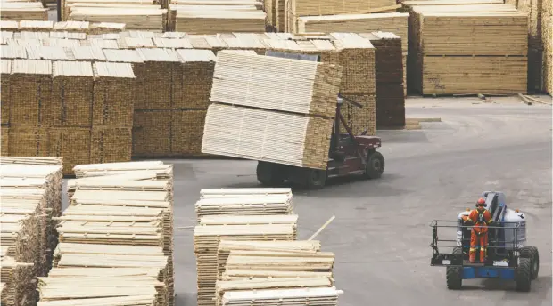  ?? Da vid Ryder / Bloo mberg files ?? West Fraser deepened its commitment to the industry last week with a $4-billion offer to acquire Norbord Inc., the world’s largest producer of a plywood stand-in known as oriented strand board.