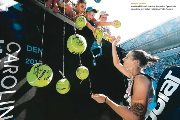  ??  ?? sport.idnes.cz. Podpis, prosím
Karolína Plíšková zatím na Australian Open vždy opouštěla kurt dobře naladěná. Foto: Reuters