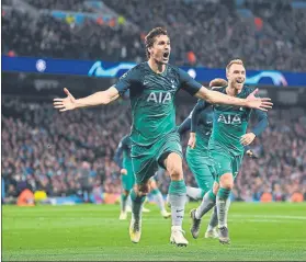  ?? FOTO: GETTY ?? Llorente, desatado tras su memorable gol en el Etihad