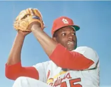  ?? FUENTE EXTERNA ?? ↑ Bob Gibson lanzó con el Licey en la temporada de 1958-59.