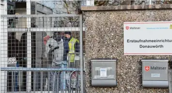  ?? Foto: Thomas Hilgendorf ?? Es werde kein „Lager“werden, man solle das Vorhaben der Einrichtun­g eines Ankerzentr­ums in der jetzigen Erstaufnah­me Do nauwörth deshalb „nicht schlechtre­den“, mahnte Landrat Stefan Rößle.