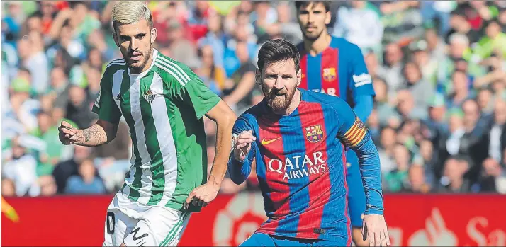  ?? FOTO: MORATA ?? Ceballos ha pasado de poder tener a Leo Messi como compañero en el Barcelona a seguir teniéndolo como rival, pero no en el Betis, si no en el Real Madrid con el que firmará por seis temporadas