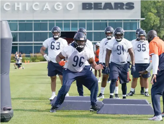  ?? NAM Y. HUH/AP ?? Veteran defensive tackle Akiem Hicks (96), the heart of the Bears’ defense, is in the last season of a four-year, $48 million contract.