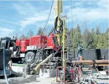  ?? POSTMEDIA NETWORK FILES ?? A drill rig extracts core samples from the depths of proposed 680-metre Deep Geologic Repository at the Bruce nuclear site.