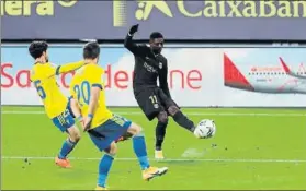  ?? FOTO: FCB ?? Dembélé, ante el Cádiz
La última derrota en Liga fue precisamen­te ante los andaluces