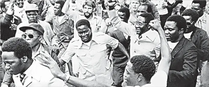  ??  ?? President Mnangagwa with Mr Robert Mugabe and the late General Solomon Mujuru in 1980