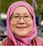  ??  ?? Being responsibl­e: Siti Hawa said while universiti­es are given the flexibilit­y, they must not compromise on standards.