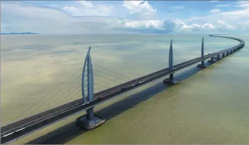  ?? CHEN JIMIN / FOR CHINA DAILY ?? A section of the Hong Kong-Zhuhai-Macao Bridge is seen on Friday.