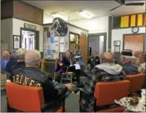  ?? BEN LAMBERT — THE REGISTER CITIZEN ?? Rep. Elizabeth Esty met with local veterans for a roundtable discussion Monday in Torrington, the first stop in the area that also included a fraud prevention clinic at the Sullivan Senior Center and a veterans outpatient clinic in Winsted.