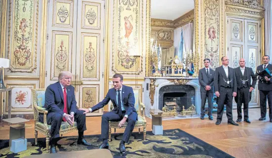  ?? Reuters ?? Trump y Macron, ayer, durante su encuentro en el Palacio del Elíseo