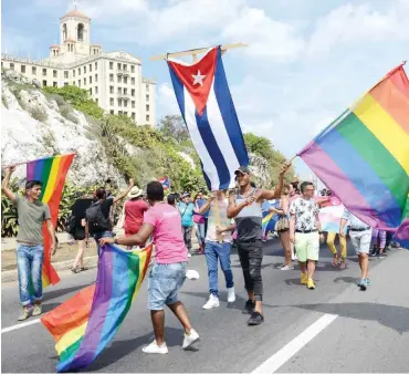  ?? Foto: AFP ?? Kubas Verfassung­sgeber haben es verstanden: Demonstrat­ion für die Gleichbere­chtigung in Havanna