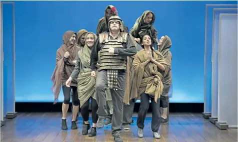  ?? DAVID COOPER/SHAW FESTIVAL ?? Shawn Wright as Centurion, with the cast of Androcles and the Lion. The interactiv­e show opened at the Shaw Festival's Court House Theatre Saturday.