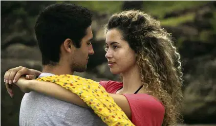  ?? Divulgação ?? Os atores Victor Carlim e Poliana Oliveira em cena de ‘Bye Bye Jaqueline’, em cartaz em duas salas em São Paulo
