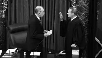  ?? SENATE TELEVISION VIA AP ?? IN THIS IMAGE FROM VIDEO, PRESIDENT PRO TEMPORE OF THE SENATE Sen. Chuck Grassley, R-Iowa., swears in Supreme Court Chief Justice John Roberts as the presiding officer for the impeachmen­t trial of President Donald Trump in the Senate at the U.S. Capitol in Washington on Thursday.