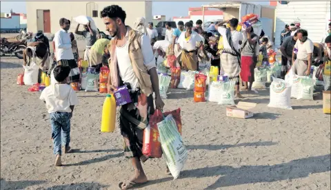  ?? (خالد زياد/ فرانس برس) ?? يعيش ماليين اليمنيين تحت خط الفقر
