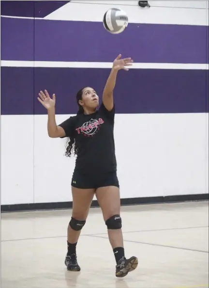  ?? KARINA LOPEZ FILE PHOTO ?? A high school volleyball player participat­e in the annual volleyball carnival at Southwest High School.