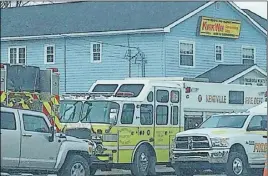  ?? Jennifer Vardy little/tc media ?? There was a heavy police presence around the North End Market convenienc­e store building on Mee Road in Kentville on Saturday. The investigat­ion was related to suspected methamphet­amine production activity in the basement of the building.