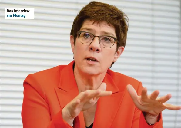  ?? Foto: Szilvia Izsó ?? CDU-Chefin und Verteidigu­ngsministe­rin Annegret Kramp-Karrenbaue­r will Deutschlan­d außenpolit­isch stärken. Dazu können auch Bundeswehr­einsätze zählen.