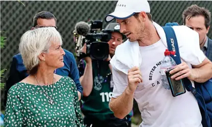  ?? REUTERS ?? Mother’s blessing: Murray with mum Judy after doubles practice yesterday