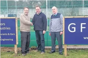  ??  ?? Simon Griffiths (club chairman), Simon Holding of GF Holding and Roger Moss (club treasurer)