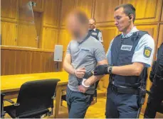  ?? FOTO: DPA ?? „Mein Kopf war wie aus“: der Angeklagte vor dem Landgerich­t Heilbronn.