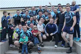  ??  ?? St. Johns celebrate the Junior B Championsh­ip title. Eamonn McMunn.