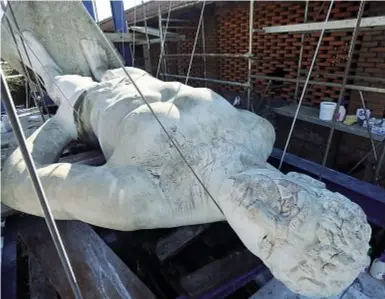  ?? ?? Il Bigio La statua di Arturo Dazzi è conservata nel deposito comunale di via Rose