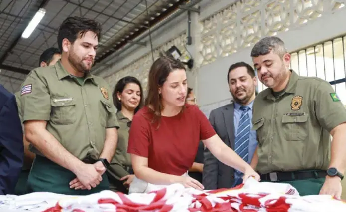  ?? FERNANDO DO ANJOS/GOVERNO DO MARANHÃO ?? Em visita ao Maranhão, governador­a Raquel Lyra debate modelos de políticas públicas que fomentam a humanizaçã­o do sistema penitenciá­rio