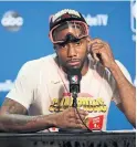  ?? BEN MARGOT THE ASSOCIATED PRESS ?? Kawhi Leonard said the championsh­ip is something “the Raptors can build on.” That was a telling slip of the tongue, Vinay Menon writes.
