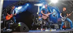 ?? Foto: Andreas Lose ?? Das Dinkel Festival bringt wieder handfesten Rock auf die Bühne in Dinkelsche­rben, hier ein Bild von No Rules aus dem Vorjahr.