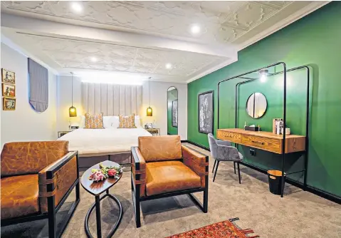  ?? ?? ‘Curious’: Room 9, named the President, where Nelson Mandela slept, has had a contempora­ry makeover