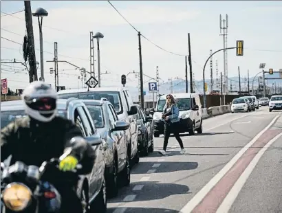  ?? ÀLEX GARCIA ?? La carretera N-II, a su paso por la localidad de Premià de Mar