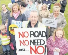  ??  ?? Queuing up Residents of High Burnside, Fernhill and Blairbeth were out in force to oppose the Cathkin Relief Road