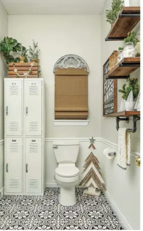  ??  ?? (top, left) Even the bathroom deserves the full glamour treatment. Astra kept the room’s neutral color scheme and enhanced it with faux greenery and wood accents.